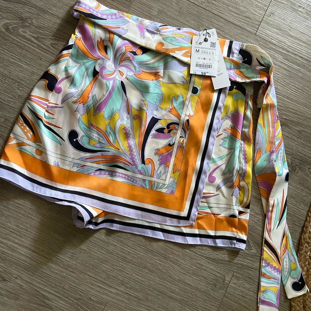 Zara skort